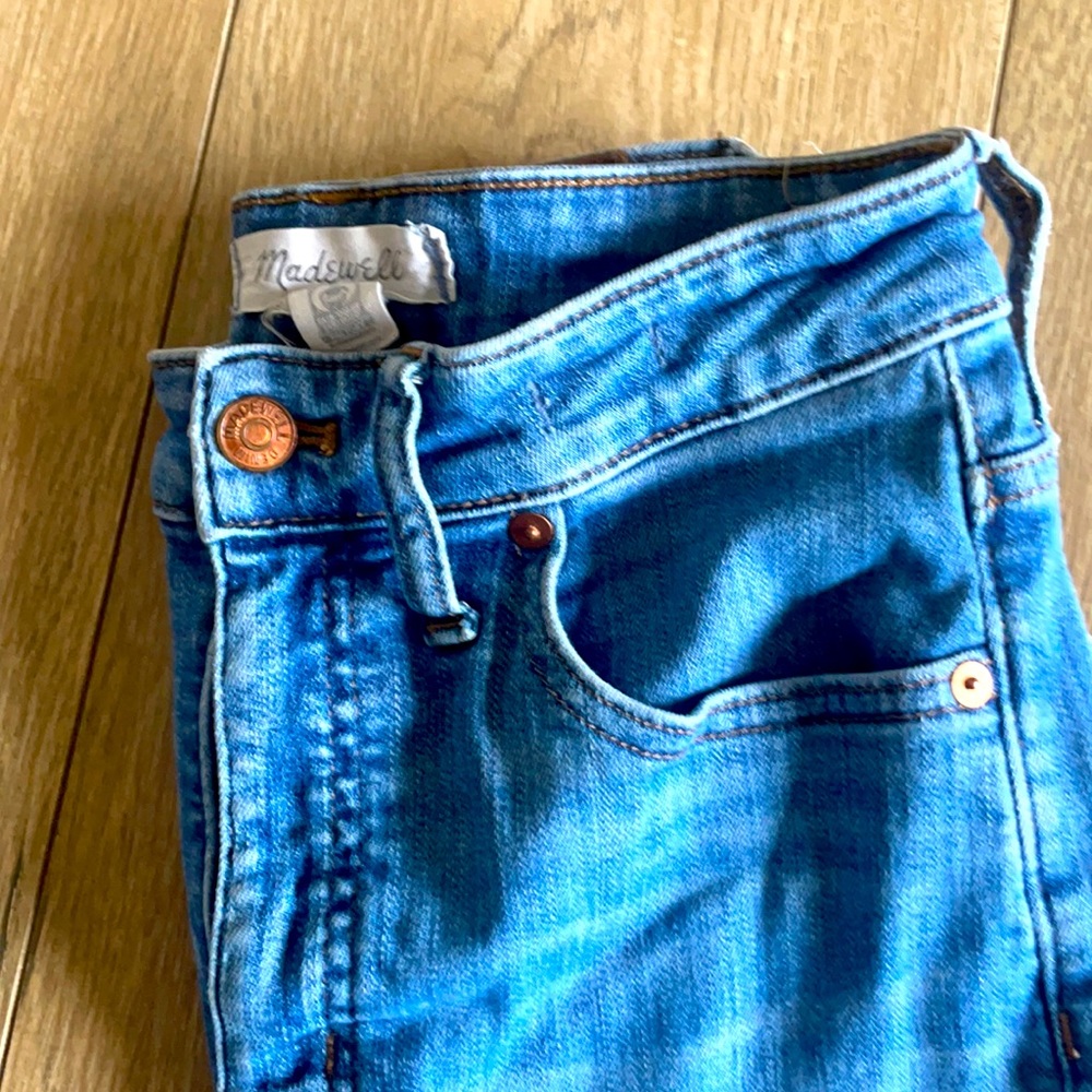 Madewell curvy High-Rise crop jeans!